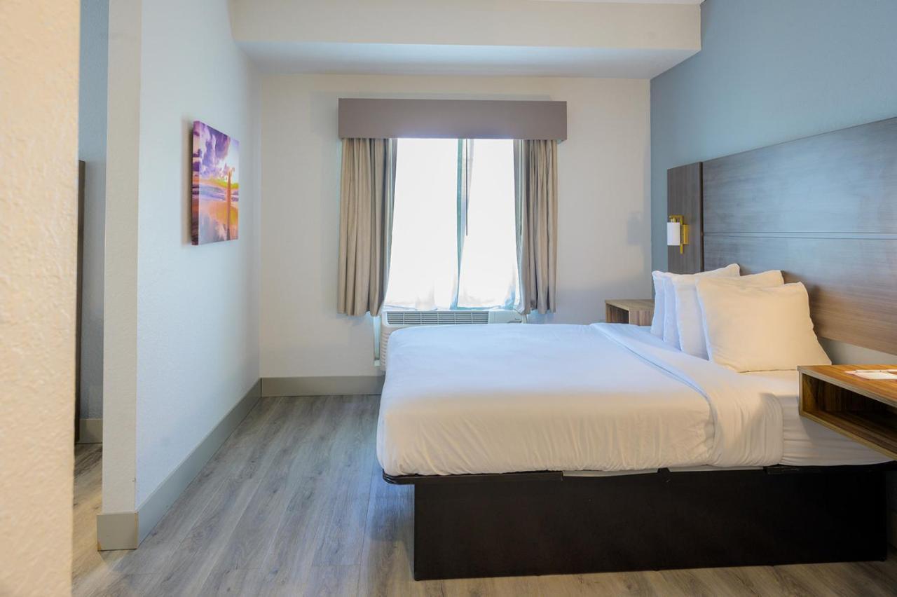 Hawthorn Extended Stay By Wyndham Panama City Beach Upper Grand Lagoon Exterior foto